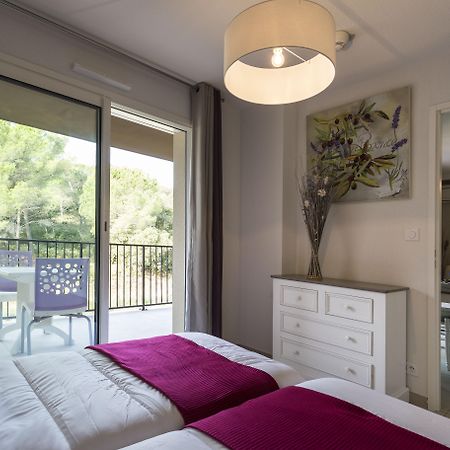 Vacanceole - Residence Pont Du Gard Remoulins Exterior photo